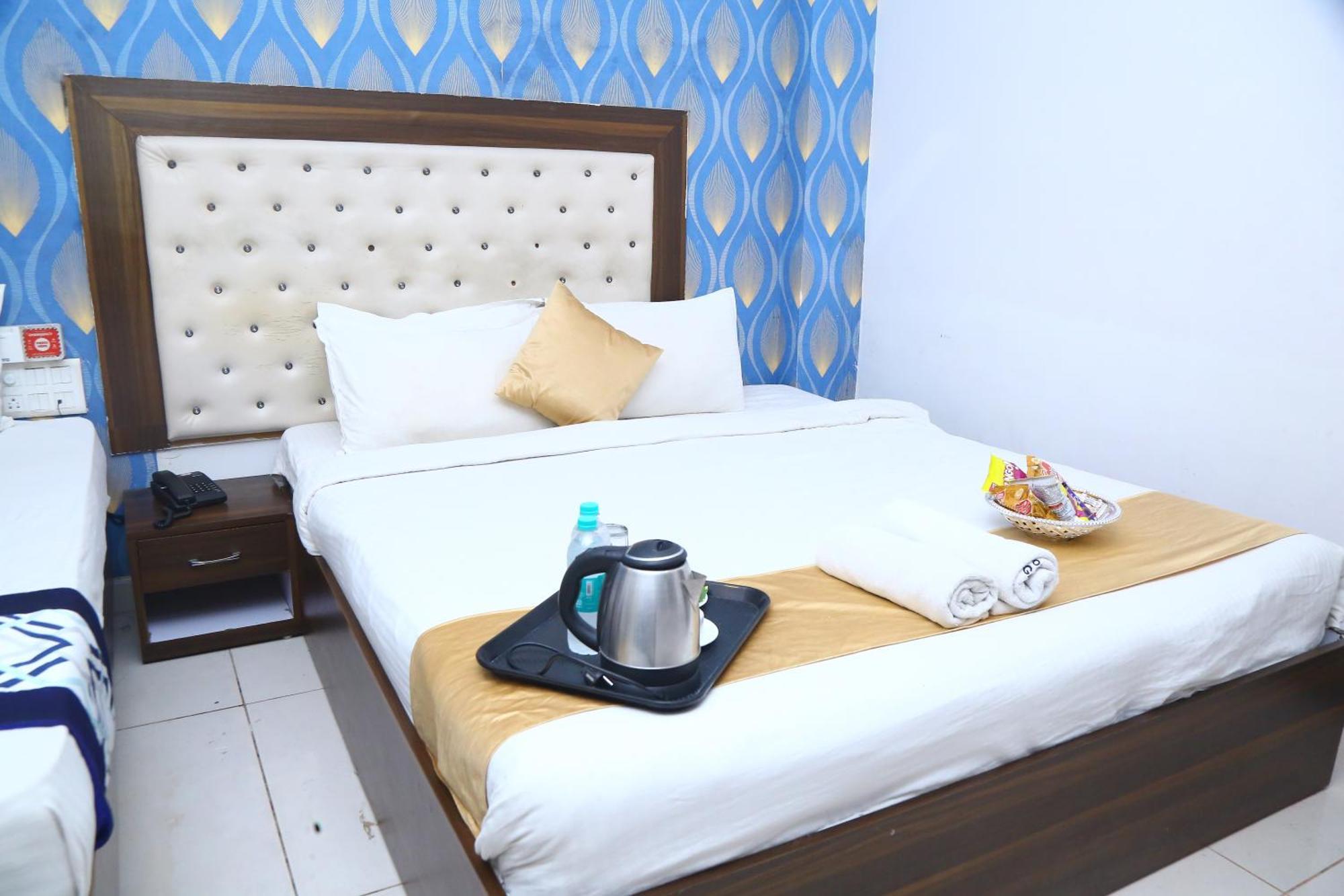 Hotel Mn Grand Shamshabad Airport Zone Hyderabad Exteriör bild