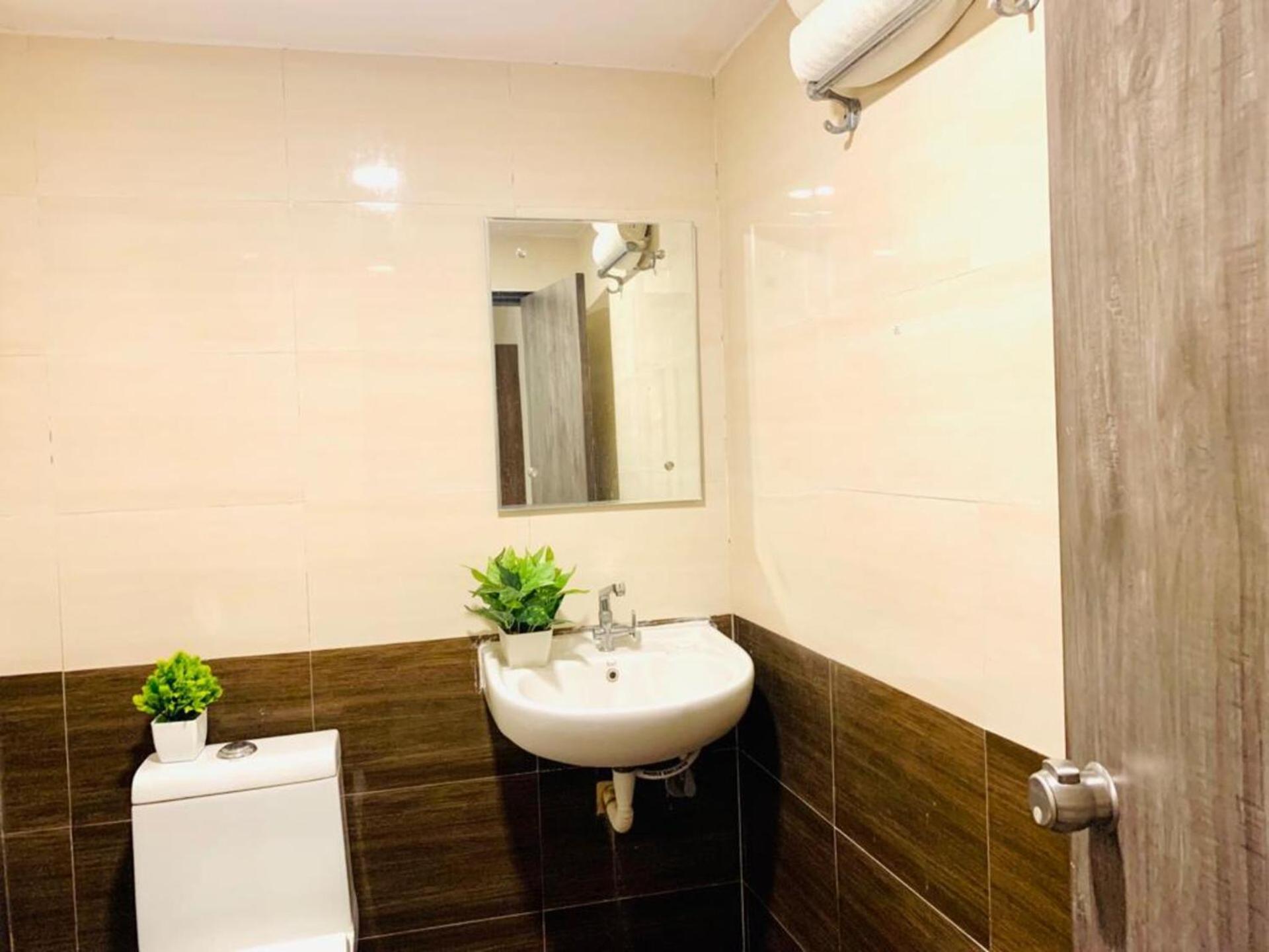 Hotel Mn Grand Shamshabad Airport Zone Hyderabad Exteriör bild