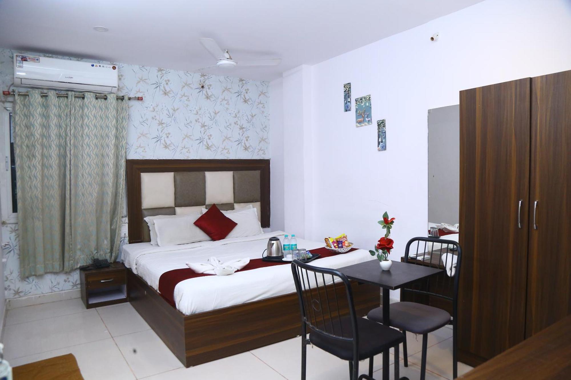 Hotel Mn Grand Shamshabad Airport Zone Hyderabad Exteriör bild