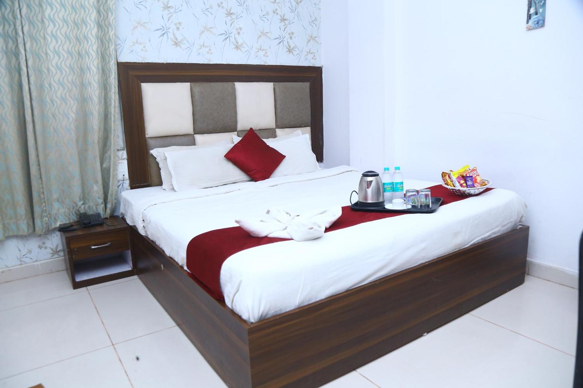 Hotel Mn Grand Shamshabad Airport Zone Hyderabad Exteriör bild