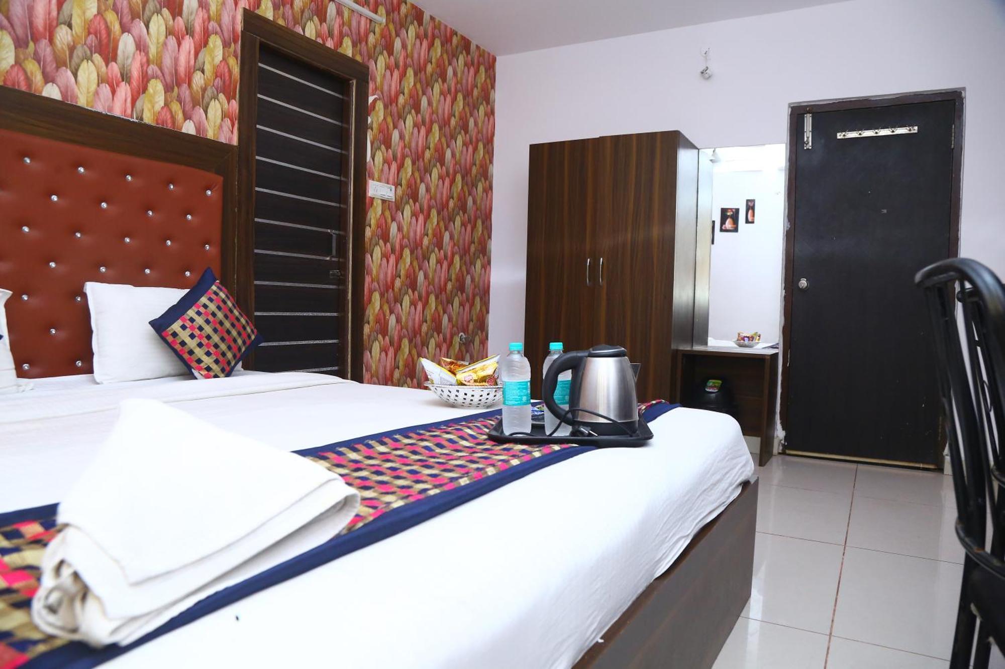 Hotel Mn Grand Shamshabad Airport Zone Hyderabad Exteriör bild