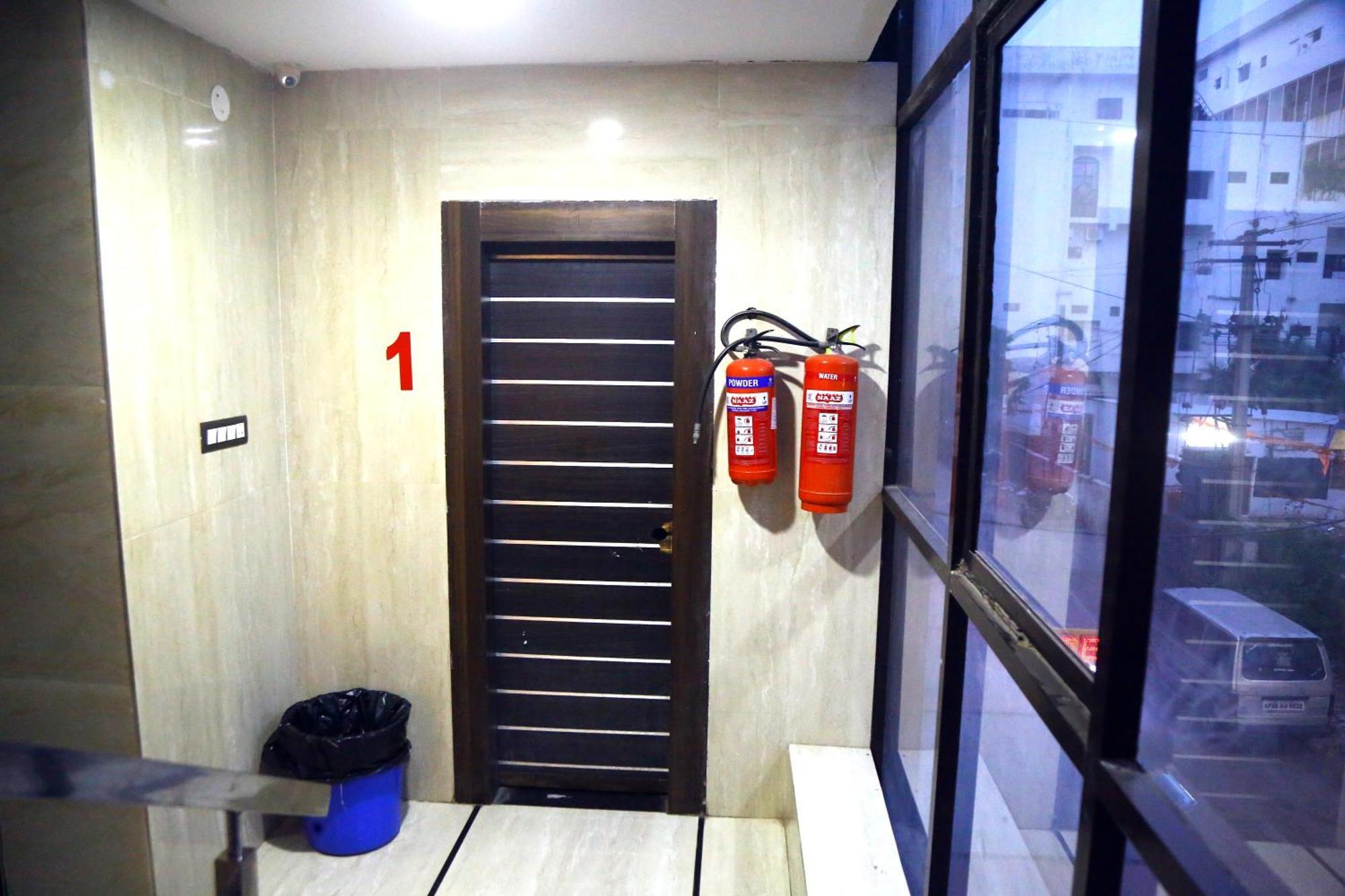 Hotel Mn Grand Shamshabad Airport Zone Hyderabad Exteriör bild