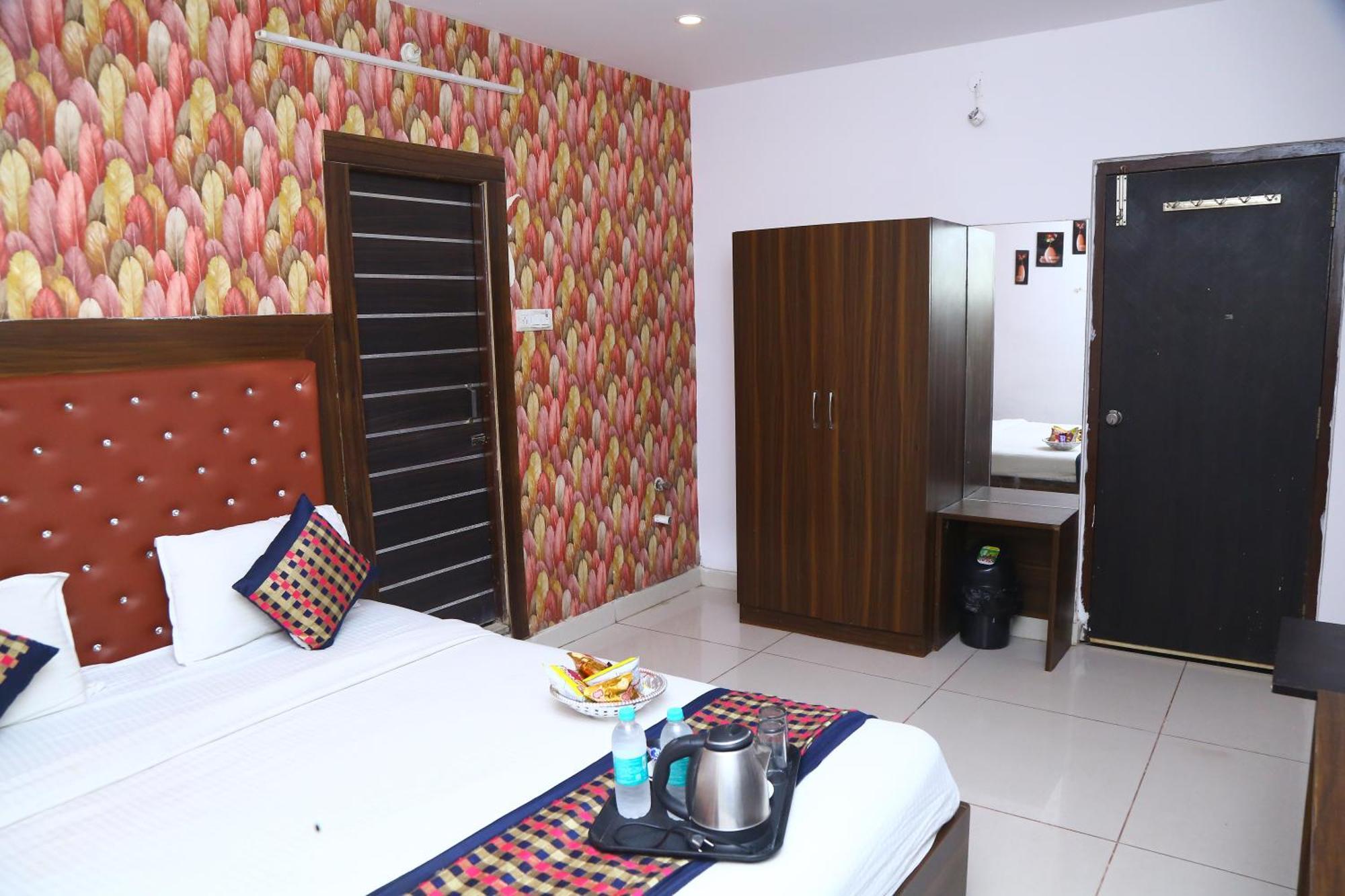 Hotel Mn Grand Shamshabad Airport Zone Hyderabad Exteriör bild